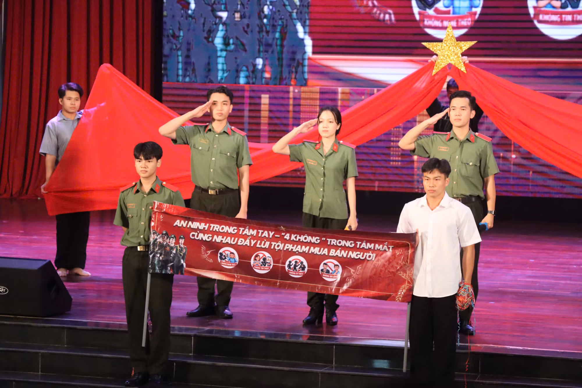 Thanh niên TP Hồ Chí Minh “tuyên chiến” với tội phạm mua bán người -3