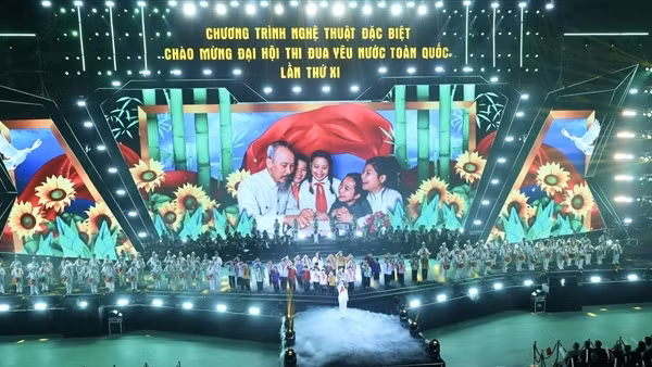 Chương trình nghệ thuật lan tỏa tinh thần thi đua ái quốc, hướng tới tương lai
