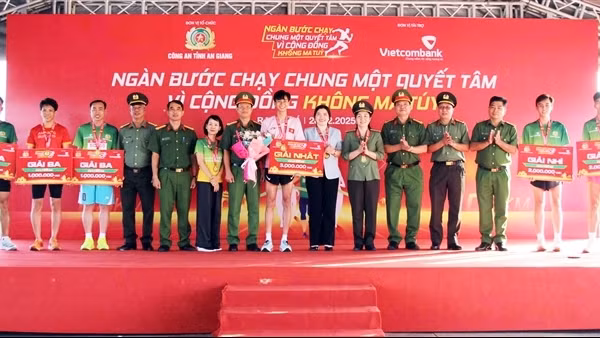 Chung một quyết tâm - Vì cộng đồng không ma túy