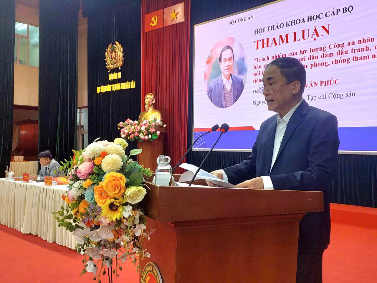 Lực lượng CAND là thanh bảo kiếm trong đấu tranh phòng, chống tiêu cực, bảo vệ Đảng -0