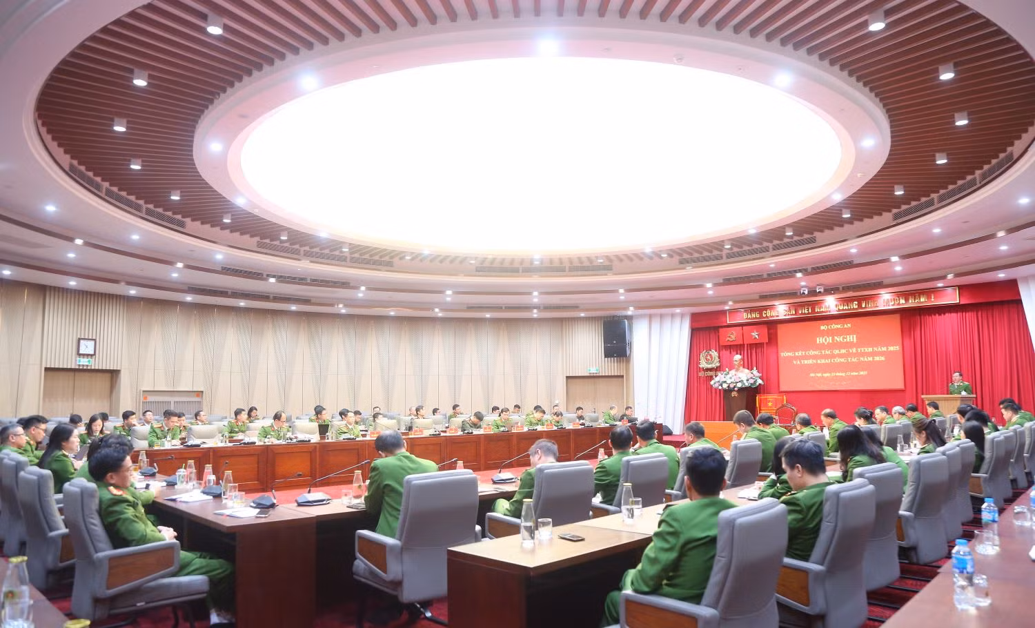 Cảnh sát QLHC về TTXH tiên phong phục vụ xây dựng Chính phủ số, xã hội số, công dân số -0