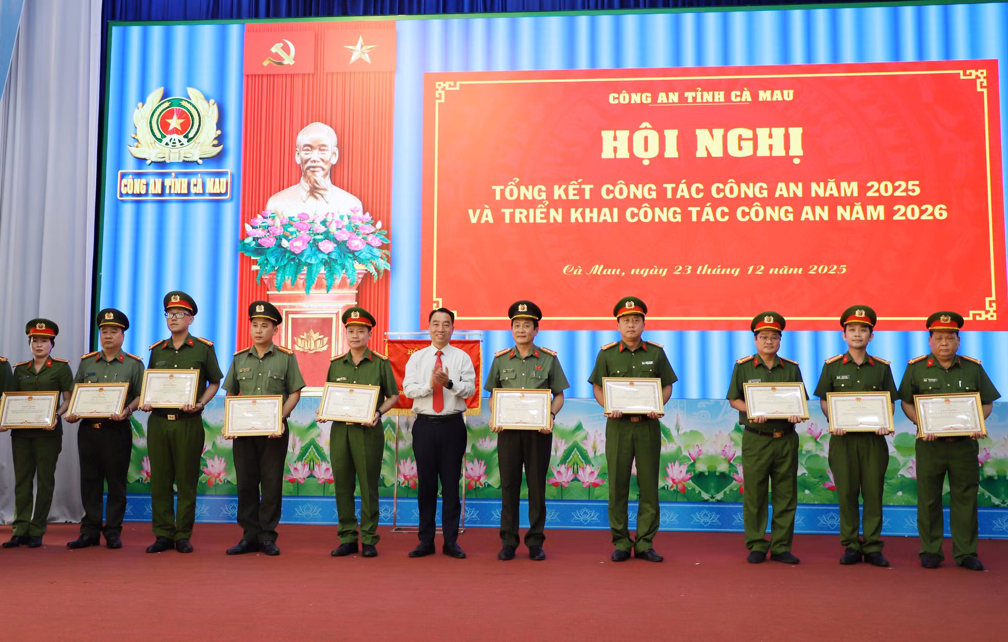Giữ vững bình yên nơi địa đầu cực Nam Tổ quốc -0