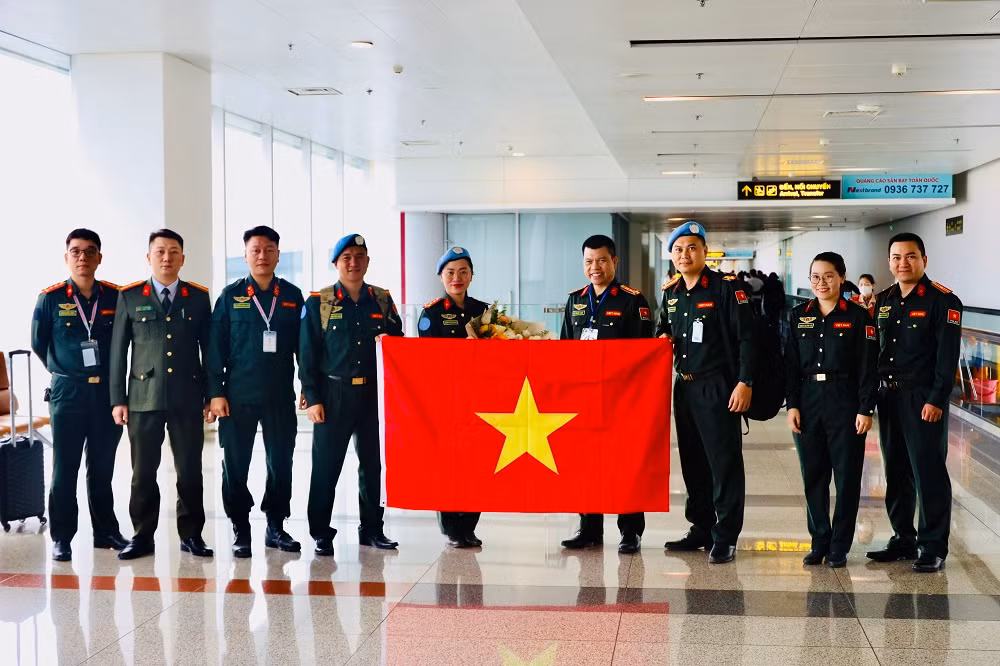 Tổ công tác gìn giữ hoà bình số 4 của Bộ Công an hoàn thành xuất sắc nhiệm vụ trở về -0