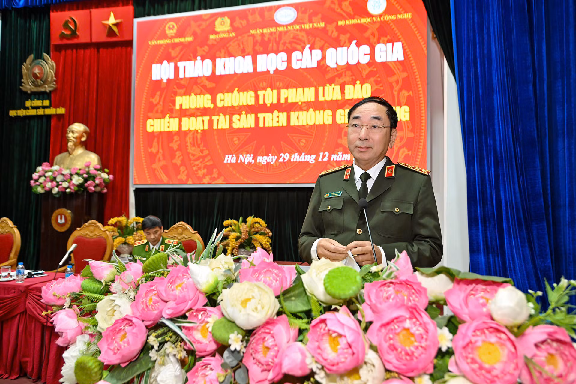 Đẩy mạnh hợp tác quốc tế, nâng cao năng lực điều tra và xử lý tội phạm trên không gian mạng -0