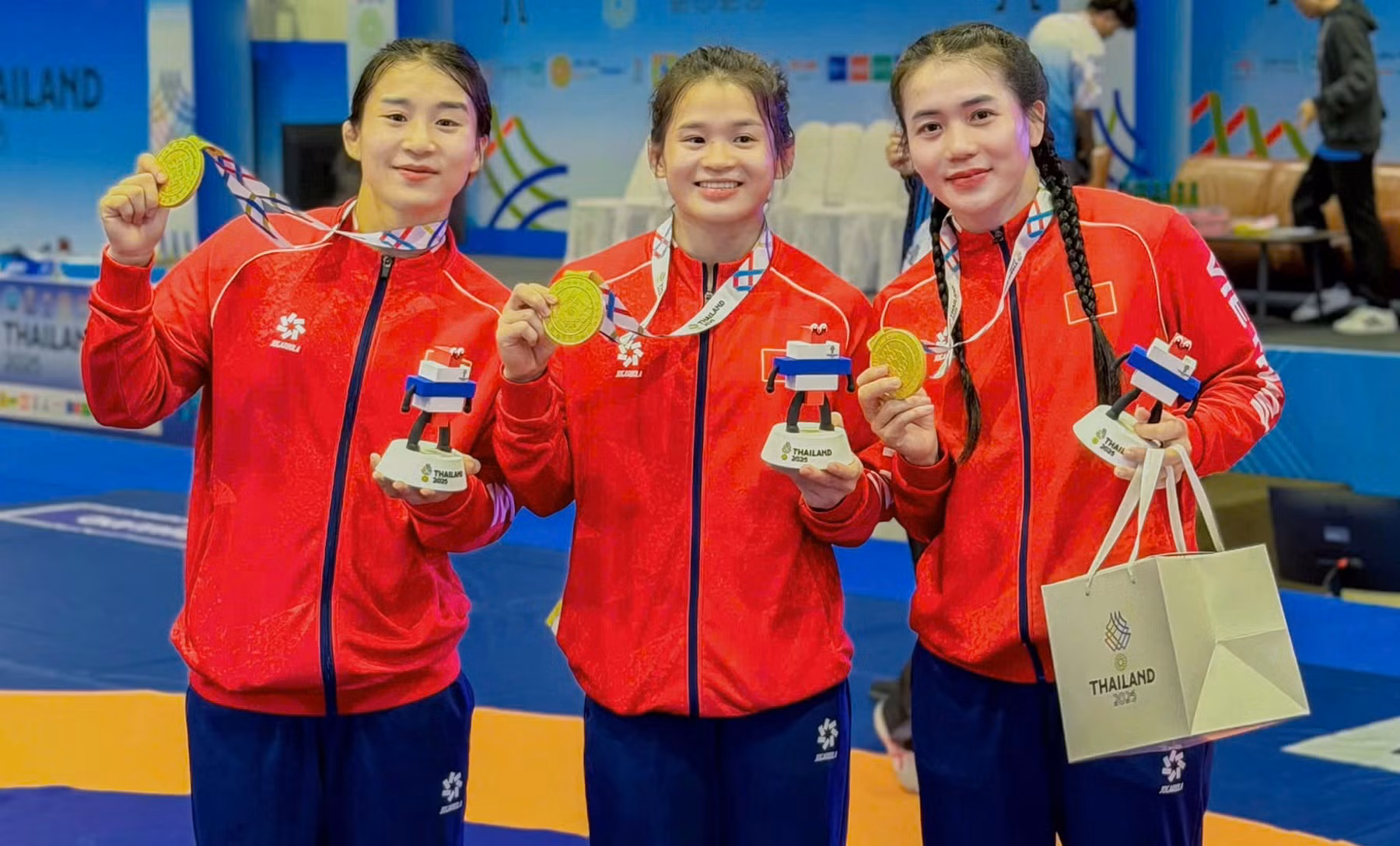 Chuyện 3 chị em ruột ở Huế cùng giành Huy chương Vàng tại SEA Games 33 -0