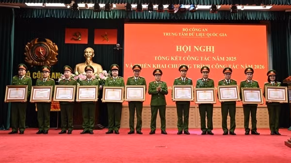 Hoàn thành tốt nhiệm vụ tham mưu chiến lược trong xây dựng thể chế, pháp luật về dữ liệu