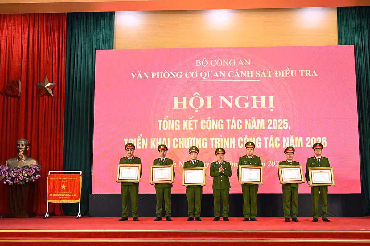 Tháo gỡ nhiều “điểm nghẽn”, dẫn dắt và tạo sự lan tỏa trong toàn lực lượng về đấu tranh, xử lý tội phạm -0