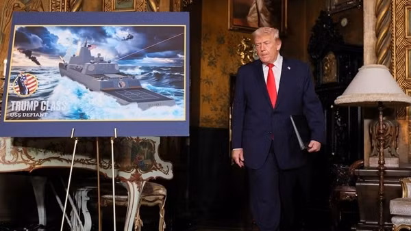 Tổng thống Trump công bố kế hoạch đóng lớp thiết giáp hạm mới