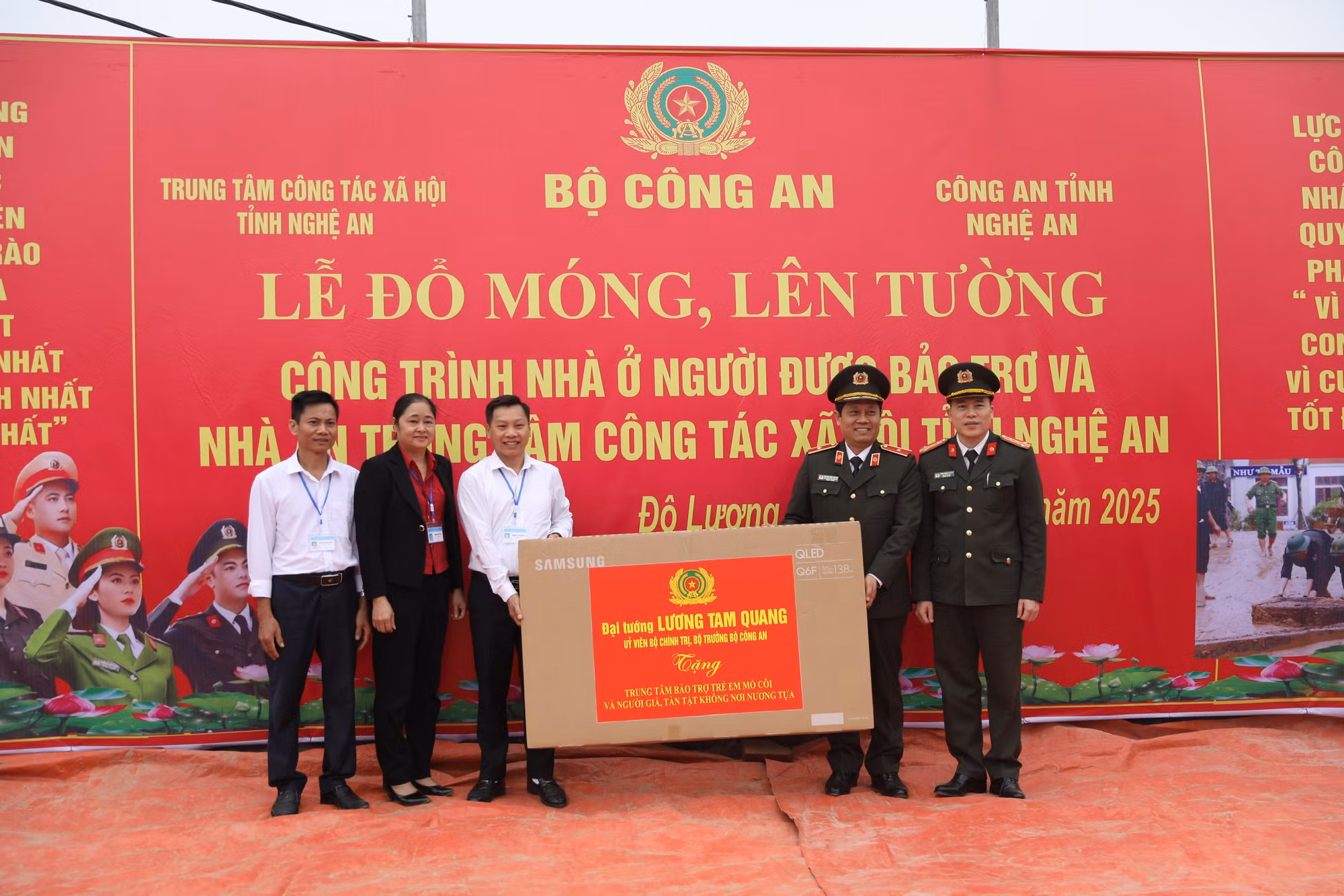 Bộ Công an: &nbsp;Tổ chức Lễ hoàn thổ, dâng hương tri ân tưởng nhớ các anh hùng, liệt sỹ tại Đền thờ và Nghĩa trang Liệt sĩ Yên Thành -0