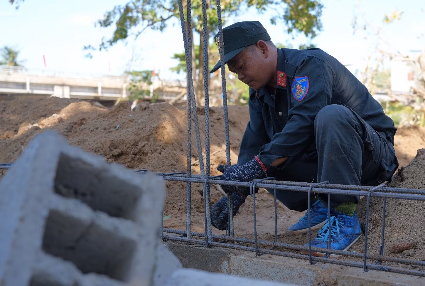 Tiểu đoàn Cảnh sát cơ động phối hợp Công an Lâm Đồng đẩy nhanh tiến độ “Chiến dịch Quang Trung” -0