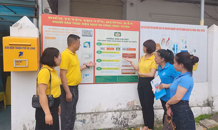 Nhiều cách làm hay để người dân tự nguyện tham gia BHXH -0