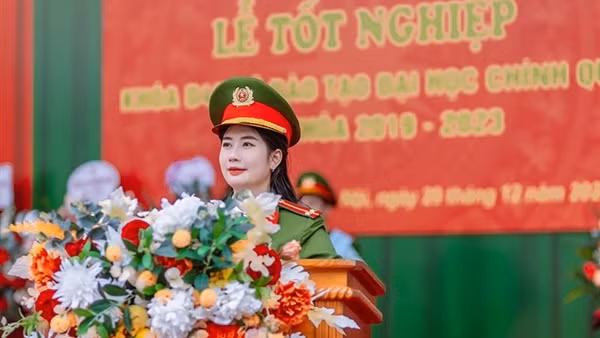 Những chia sẻ của nữ thủ khoa đầu ra Học viện CSND