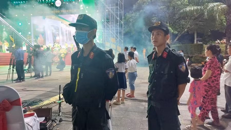 z5020976310318_4bf899931ba0105d051e6e955d5d8630.jpg -0