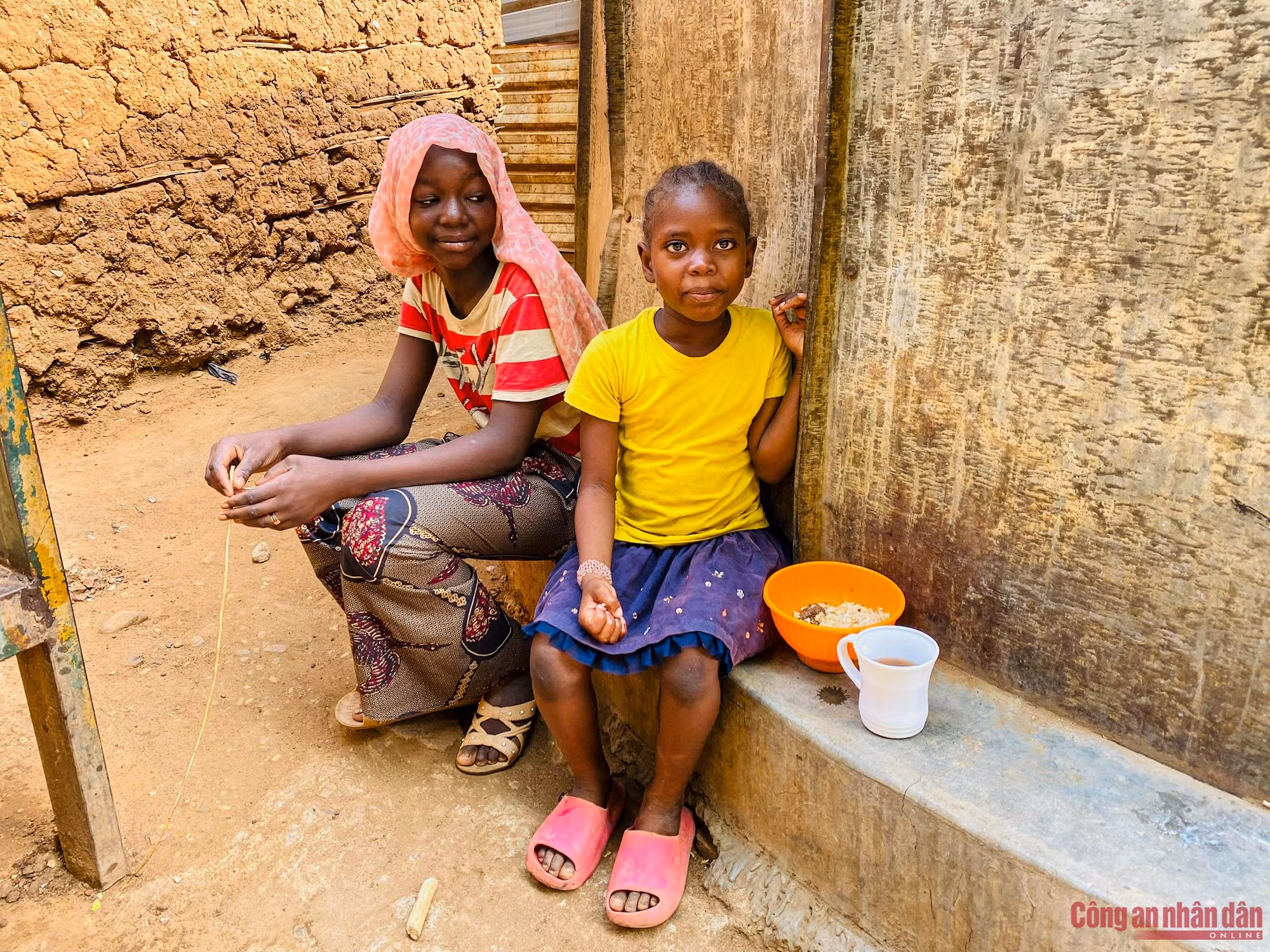 Những đứa trẻ khát hoà bình ở Nam Sudan -3