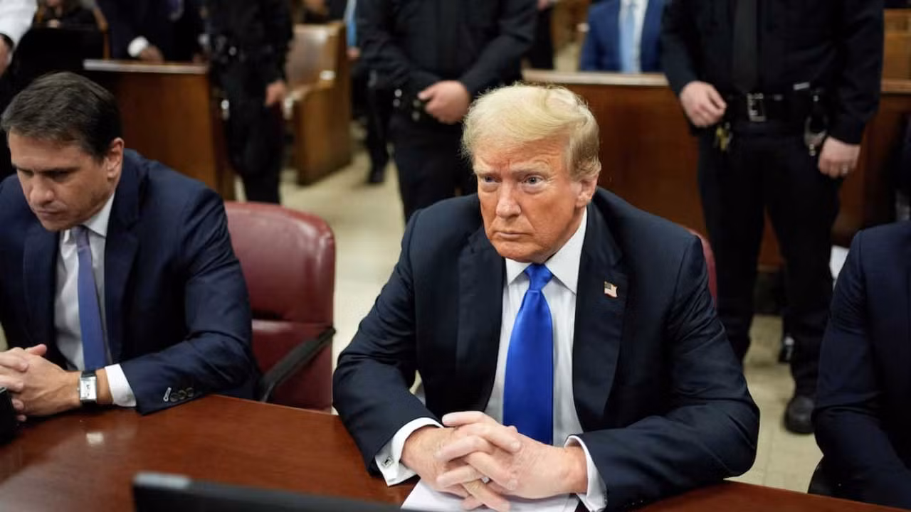 Ông Trump bị kết tội trong vụ dùng tiền bịt miệng ngôi sao phim người lớn -0