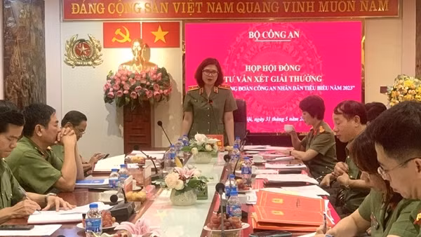 Đề xuất 20 cá nhân đoạt giải thưởng “Đoàn viên công đoàn CAND tiêu biểu”