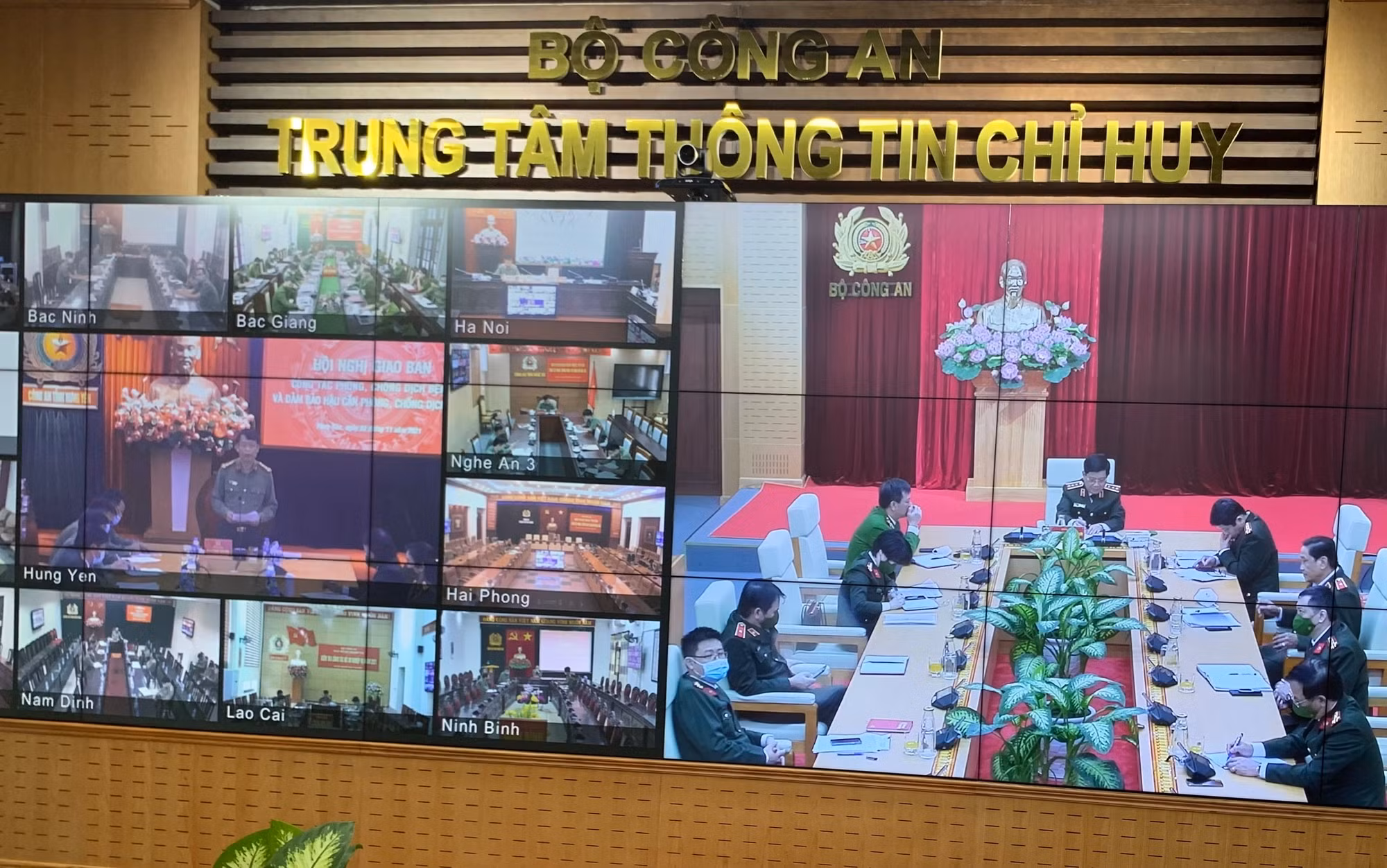Công an các tỉnh, thành phố chủ động phương án, kế hoạch phòng chống dịch trong tình hình mới -0