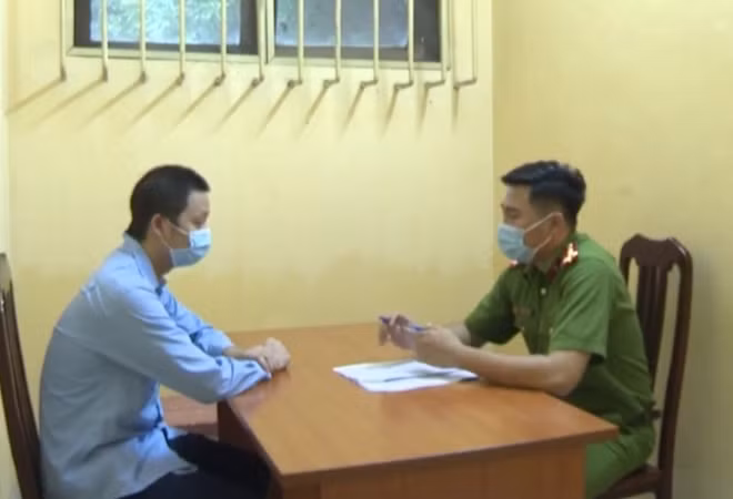Hỏi cung một trong các đối tượng của vụ án