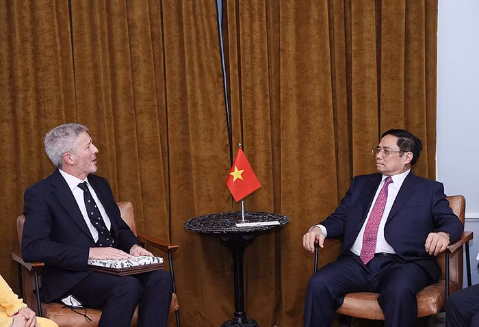 Chùm ảnh: Hoạt động ngày đầu tiên của Thủ tướng Phạm Minh Chính tại Anh -0