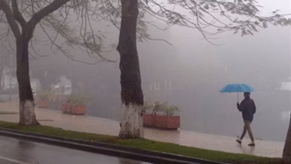 Miền Bắc trời lạnh, nhiều nơi có mưa ảnh 2