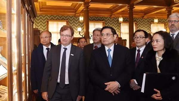 Thủ tướng nêu các định hướng lớn, đột phá để nâng tầm Đại học Quốc gia Hà Nội ảnh 2