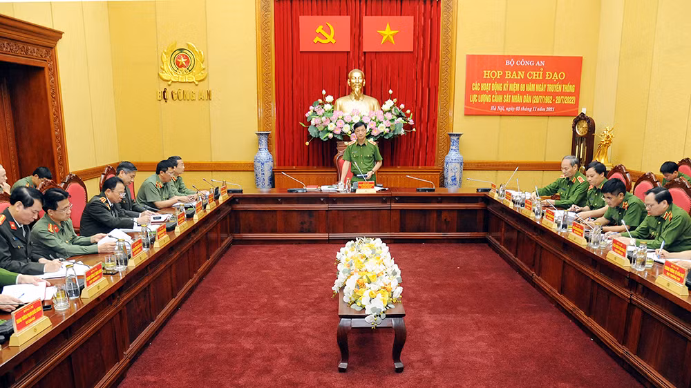 Lan tỏa hình ảnh đẹp về lực lượng Cảnh sát nhân dân ảnh 6