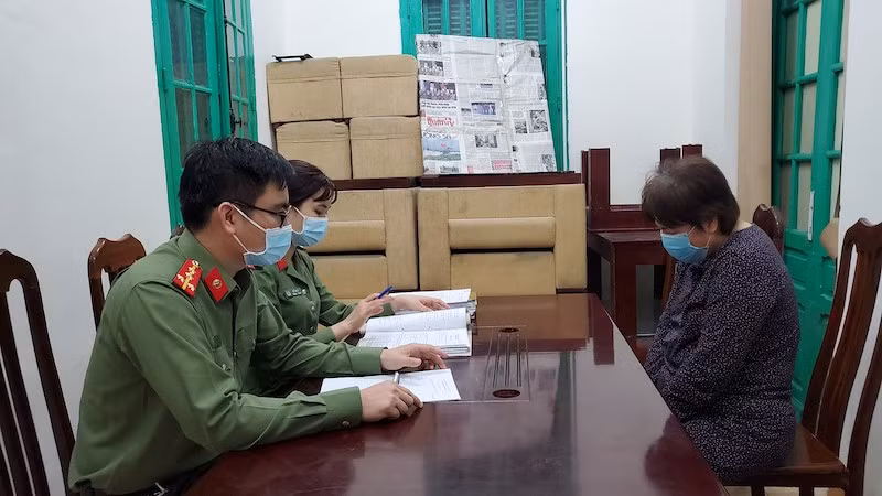 Lật tẩy mánh khoé của nữ quái giả danh Công an để lừa đảo -0