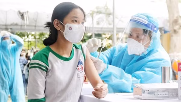 Tiêm vaccine cho trẻ em, an toàn đặt lên hàng đầu ảnh 3