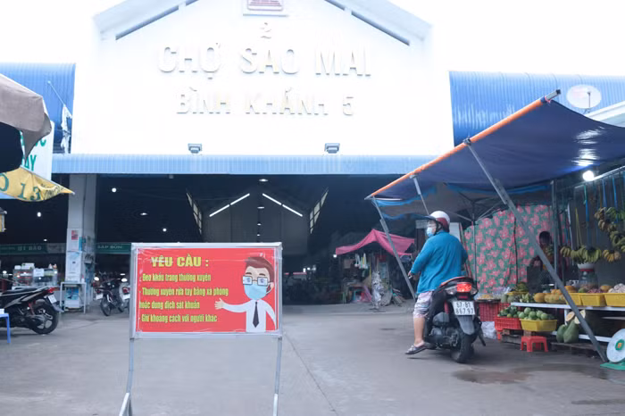 Nhiều nguy cơ phát sinh dịch bệnh từ những khu chợ dân sinh xuống cấp -0