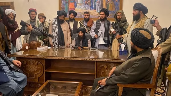 Taliban gửi thư ngỏ yêu cầu Mỹ "giải phóng" hàng tỷ USD tài sản ảnh 4