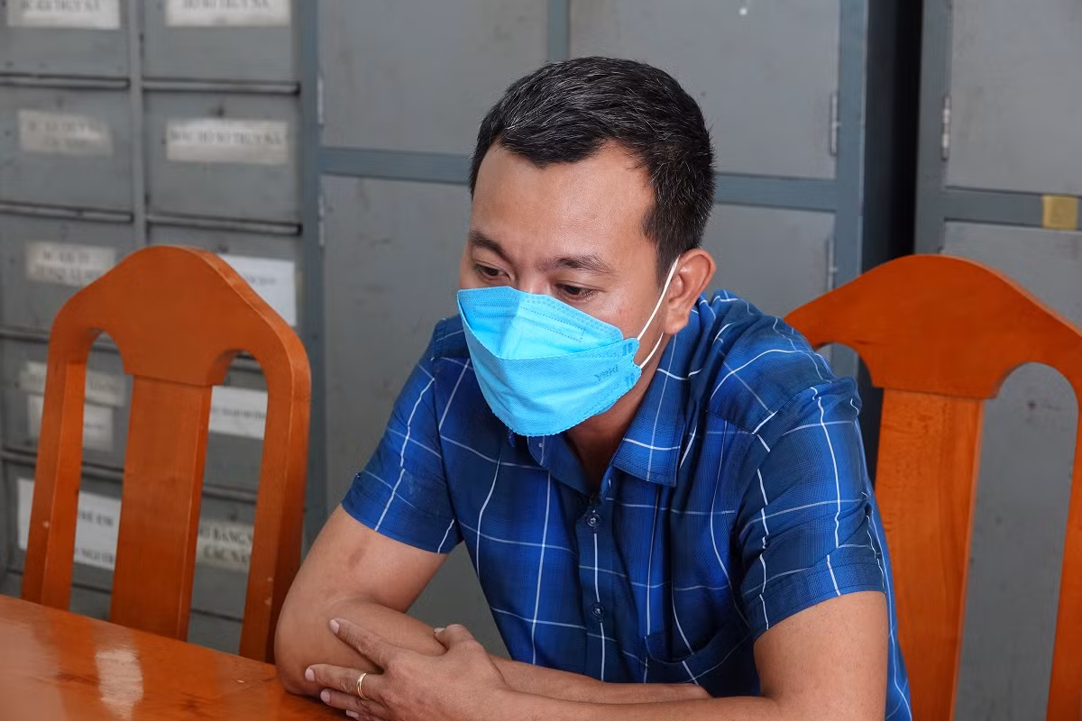 Bắt tạm giam 2 đối tượng trong vụ án hiếp dâm -0
