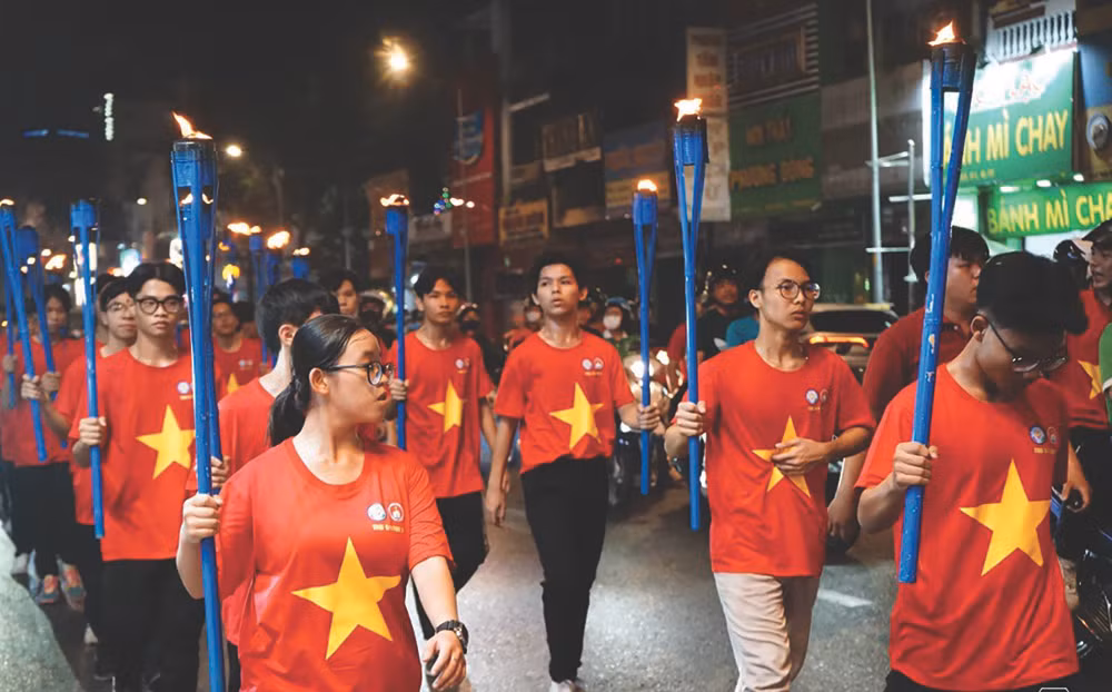 Trường THCS-THPT Duy Tân: Chắp cánh những ước mơ! -2