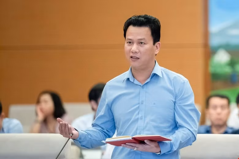 dặng q khánh.jpg -0