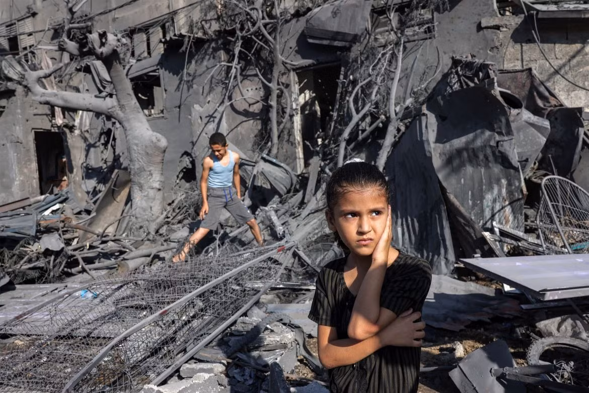 Israel đánh bom thành phố Rafah, 18 em nhỏ thiệt mạng -0