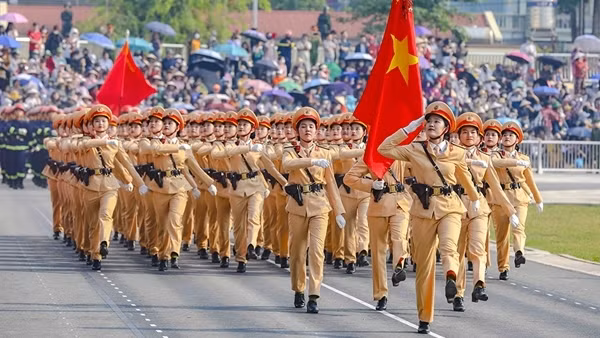 Hợp luyện toàn bộ khối diễu binh, diễu hành trong lễ kỷ niệm 70 năm Chiến thắng Điện Biên Phủ