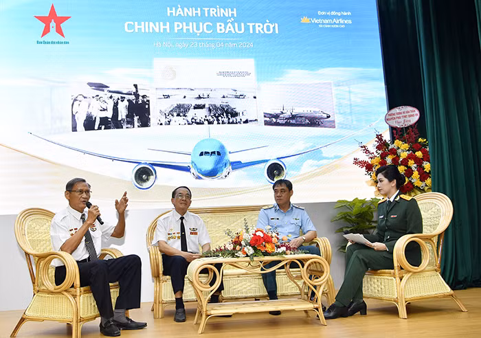 Cựu phi công kể chuyện lái máy bay thời chiến -0