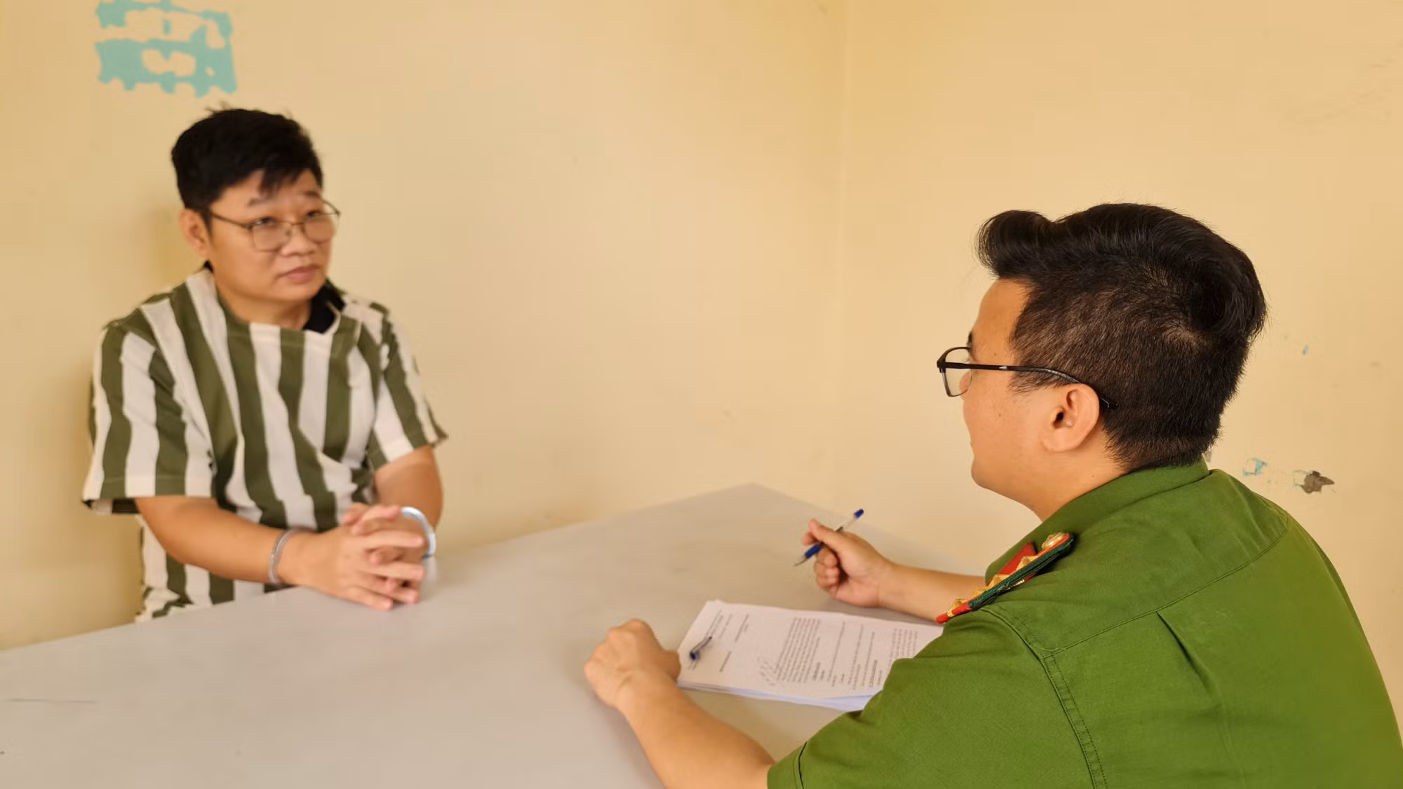 Nổ là “Trung tướng Công an” để lừa đảo chiếm đoạt tài sản -0
