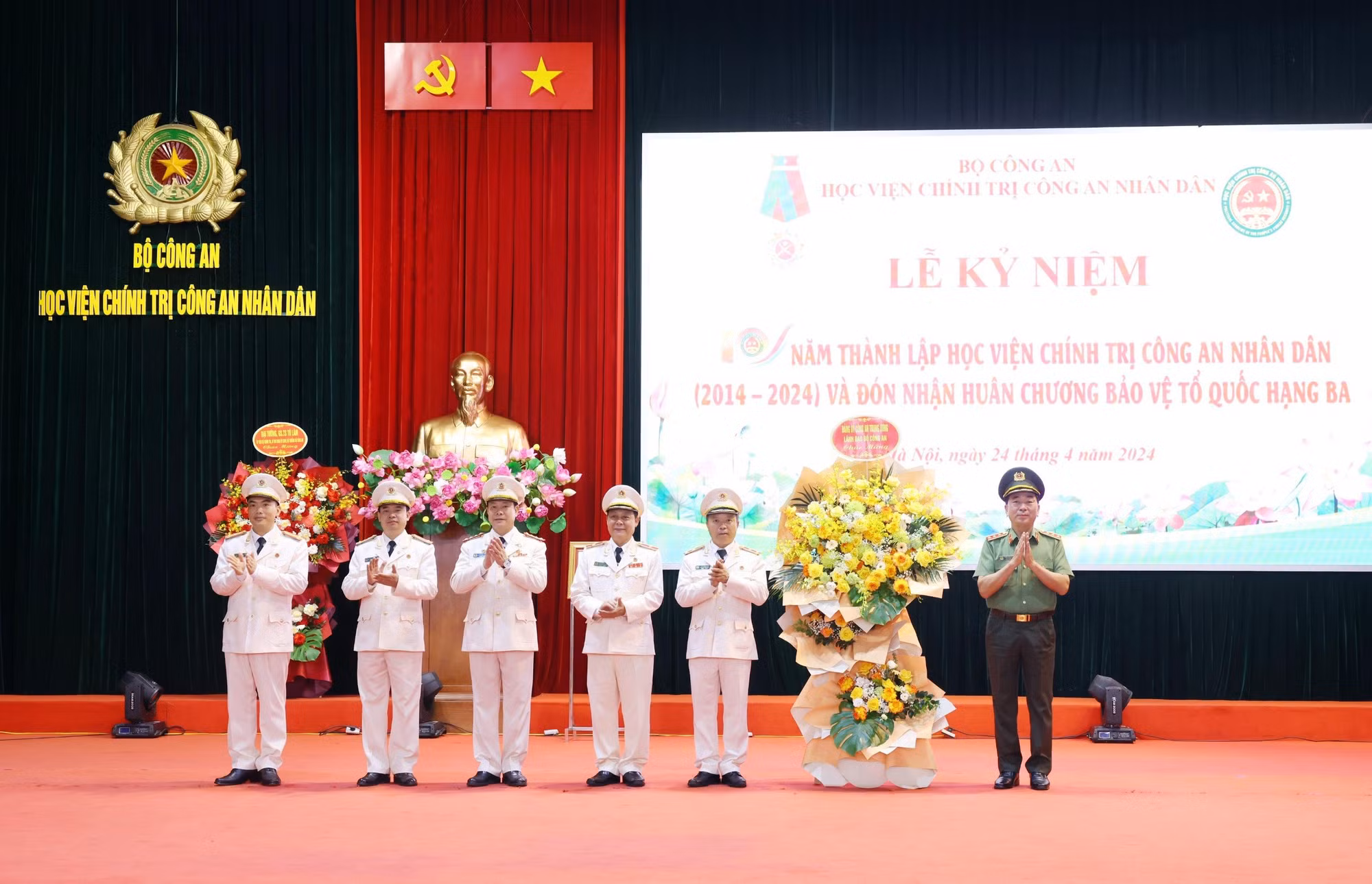 Học viện Chính trị CAND kỷ niệm 10 năm thành lập và đón nhận Huân chương Bảo vệ Tổ quốc -0