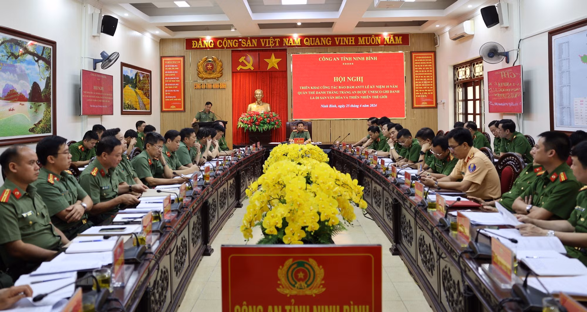 Huy động hơn 500 CBCS bảo vệ ANTT Lễ Kỷ niệm 10 năm Quần thể Danh thắng Tràng An -0