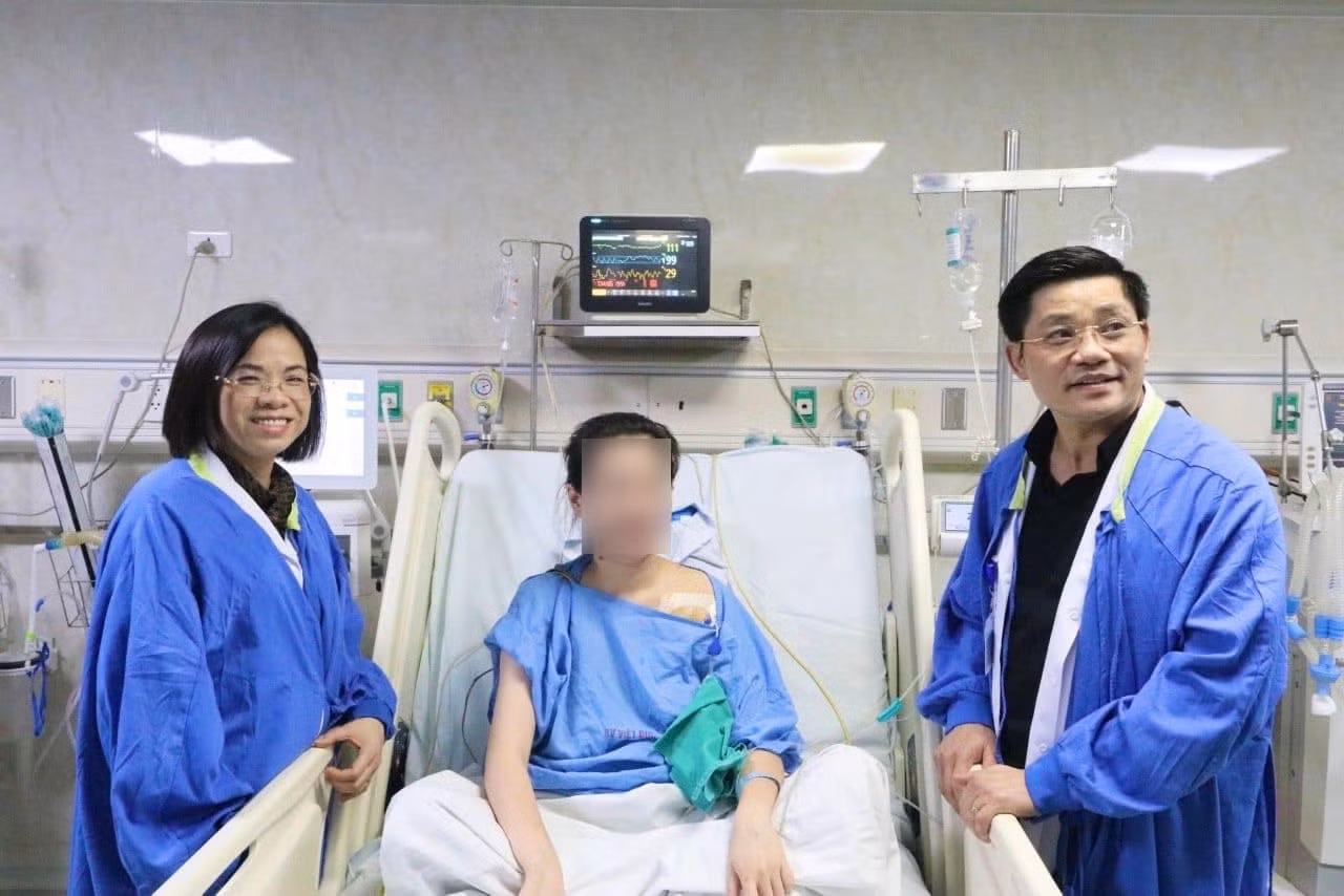 Cô gái trẻ thoát 
