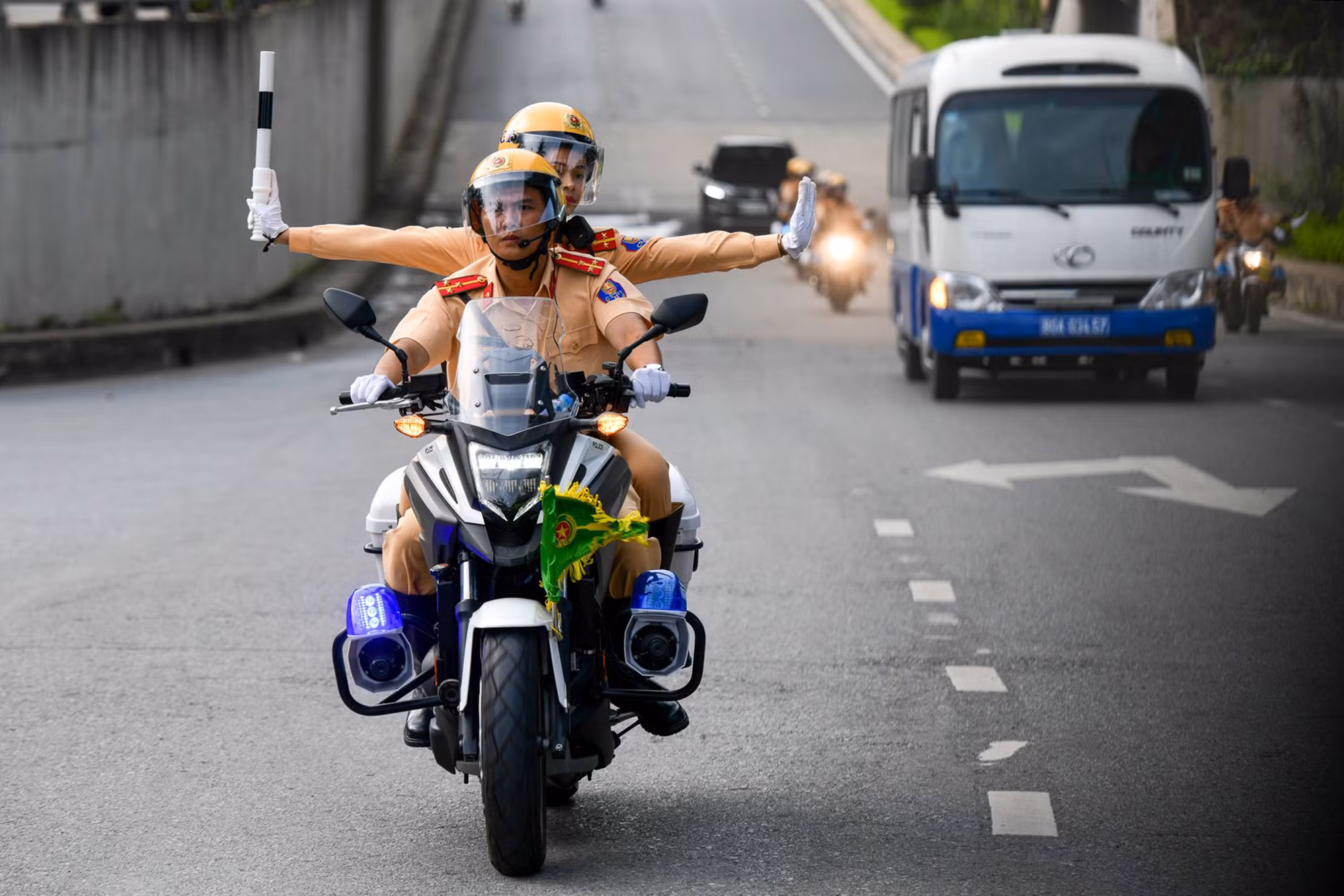 Người dân di chuyển trong dịp Lễ kỷ niệm 70 năm chiến thắng Điện Biên Phủ như nào? -0