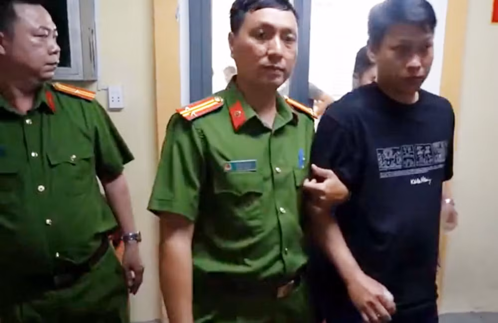 Triệt phá đường dây tổ chức đánh bạc quy mô lớn -1