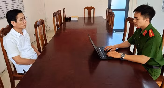 Đối tượng trốn truy nã 22 năm mở nhiều công ty để kinh doanh -0