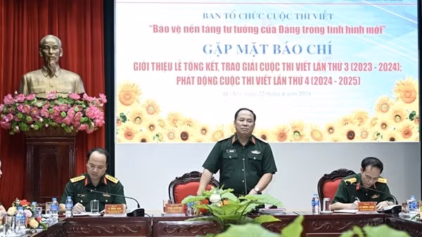 38 tác phẩm đoạt giải cuộc thi viết về bảo vệ nền tảng tư tưởng của Đảng