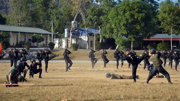 “Lá chắn thép” góp phần giữ bình yên vùng đất Điện Biên