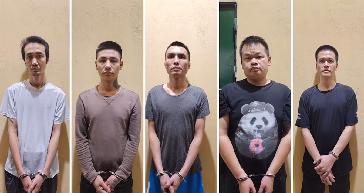 Triệt xoá “trụ sở” tổ chức tiệc ma túy trong chung cư -0