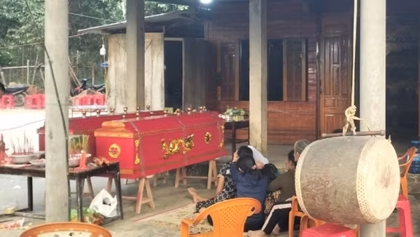 Đi thả lưới bắt cá, 2 anh em chết đuối thương tâm