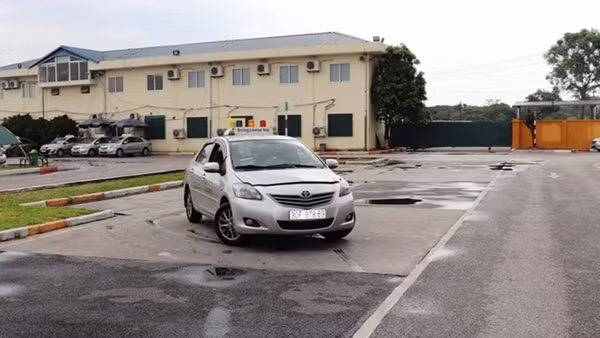 Vì sao thi bằng lái xe phải có phần mềm mô phỏng tình huống giao thông?
