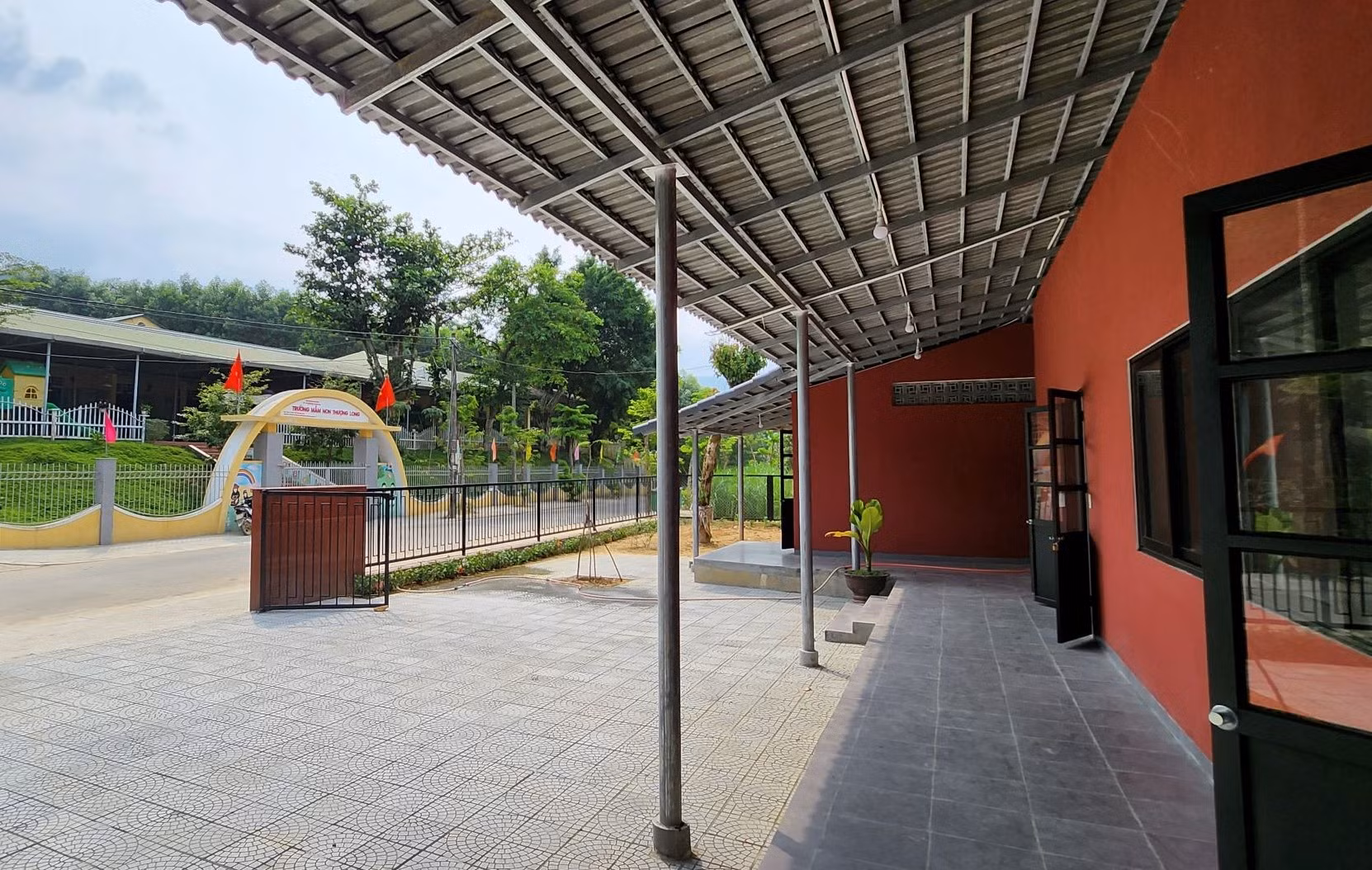 Ngôi trường đầu tiên ở Thừa Thiên Huế mang tên cố nhạc sĩ Trịnh Công Sơn -0