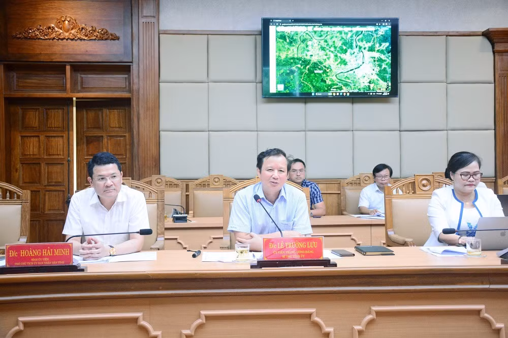 Cần đánh giá các điểm sạt lở thường xuyên trên tuyến cao tốc để có phương án an toàn cho dân sinh -0